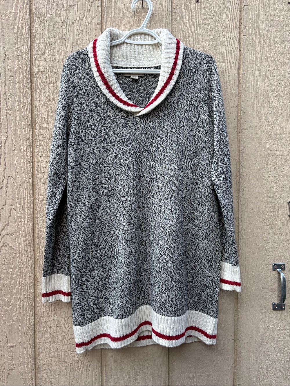 Charlie Paige Gray Marled Shawl-Collar Sweater with Cream & Red Trim